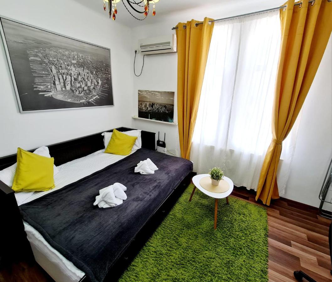 Central Old City Center Studio Universitate Coltea - Cav9 Bucarest Exterior foto