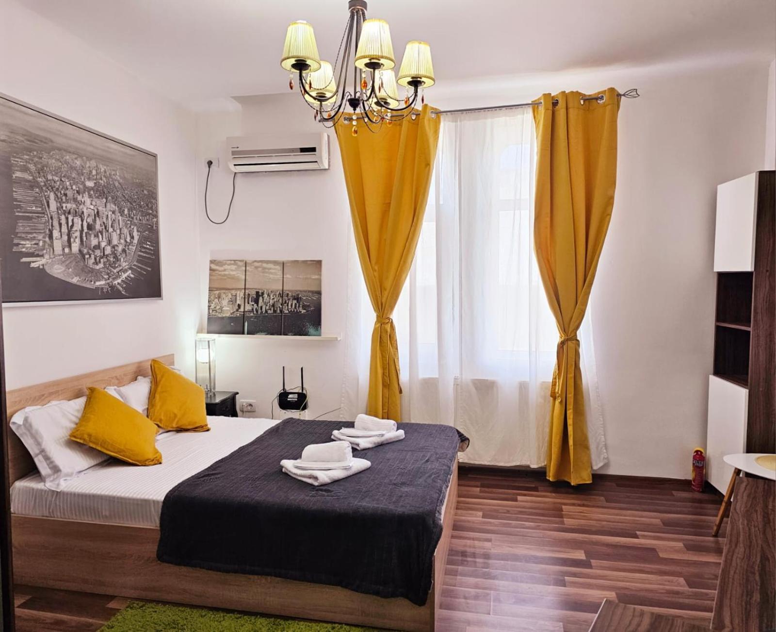Central Old City Center Studio Universitate Coltea - Cav9 Bucarest Exterior foto